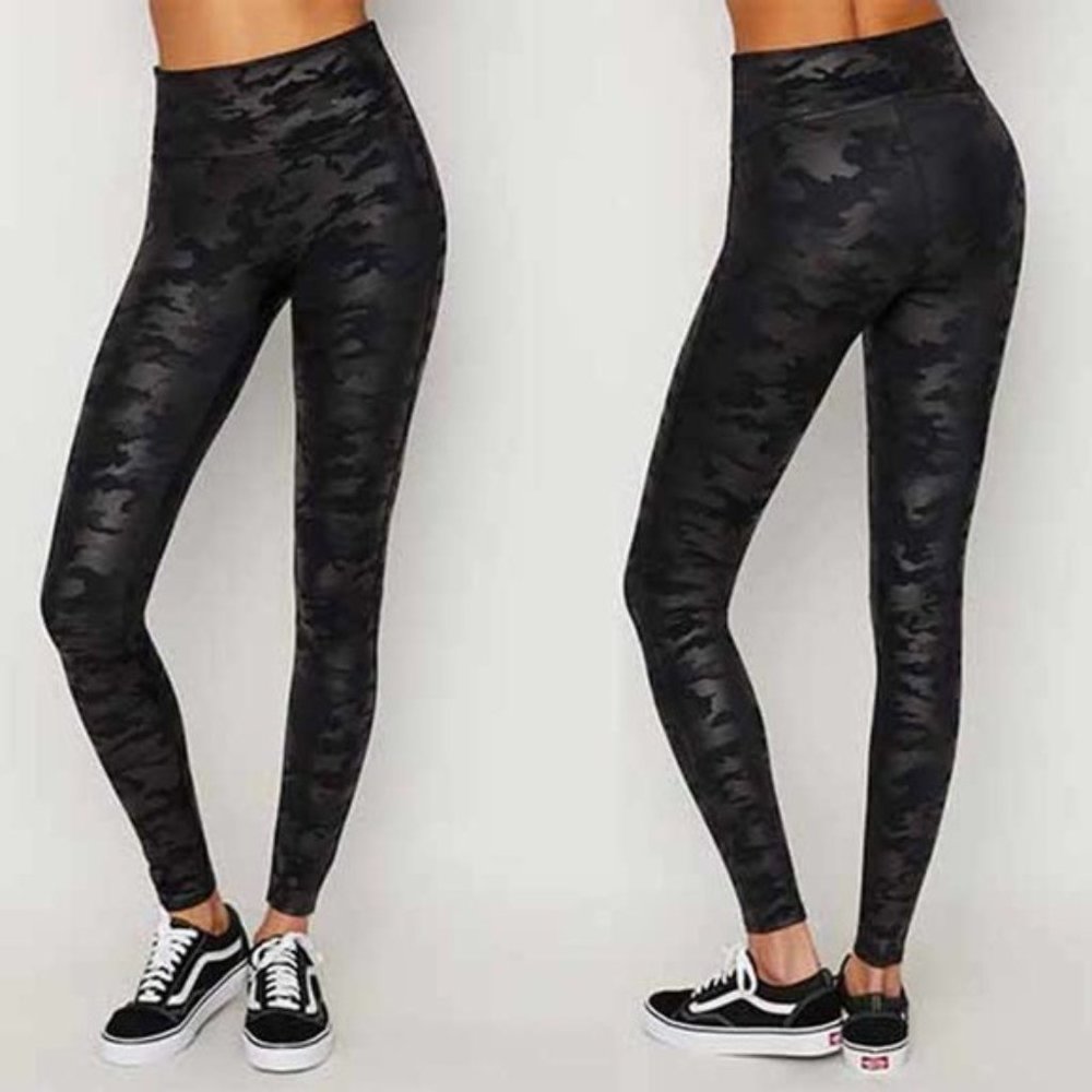 Spanx Faux Leather Camo High Waisted Leggings Women's Matte Black Size: XS NWOT